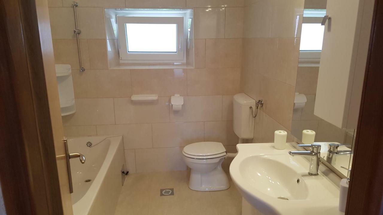 Mariva21 Appartement Dramalj Buitenkant foto
